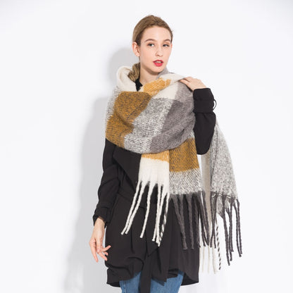 2022 NEW Luxury Cashmere Women Plaid Scarf Winter Warm Shawl and