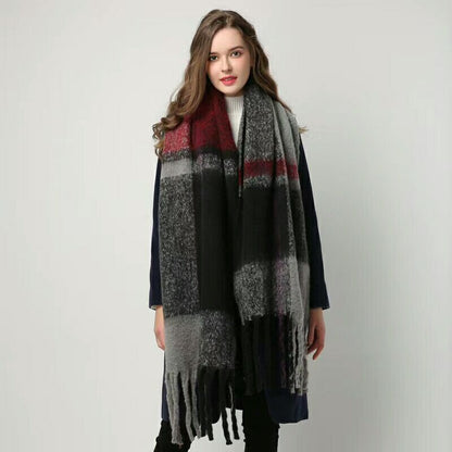 2022 NEW Luxury Cashmere Women Plaid Scarf Winter Warm Shawl and