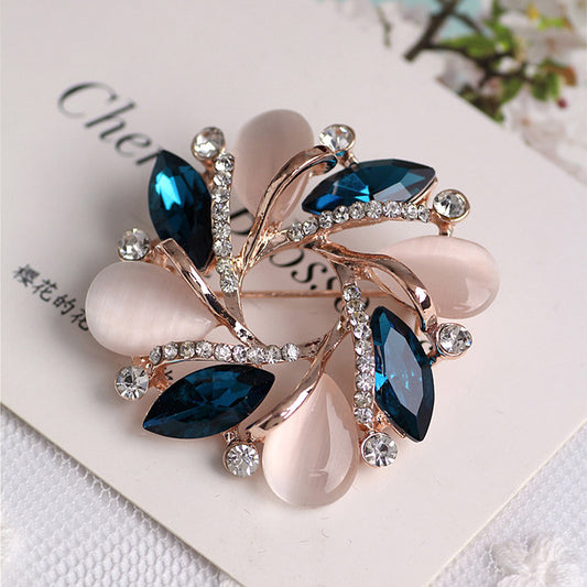 Fashion New Crystal  Bauhinia Shape Brooch For Women Dress Decorative Pin HB88